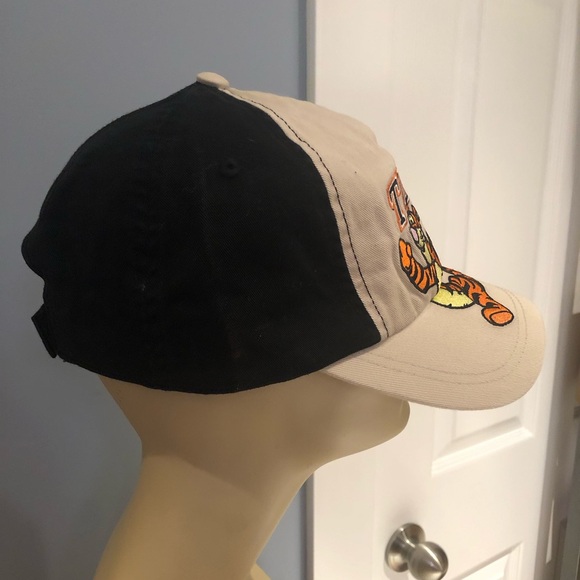 Disney Tigger Hat - Picture 3 of 6